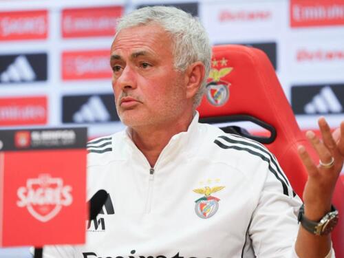 Mourinho tvrdi da su ga igrači izdali