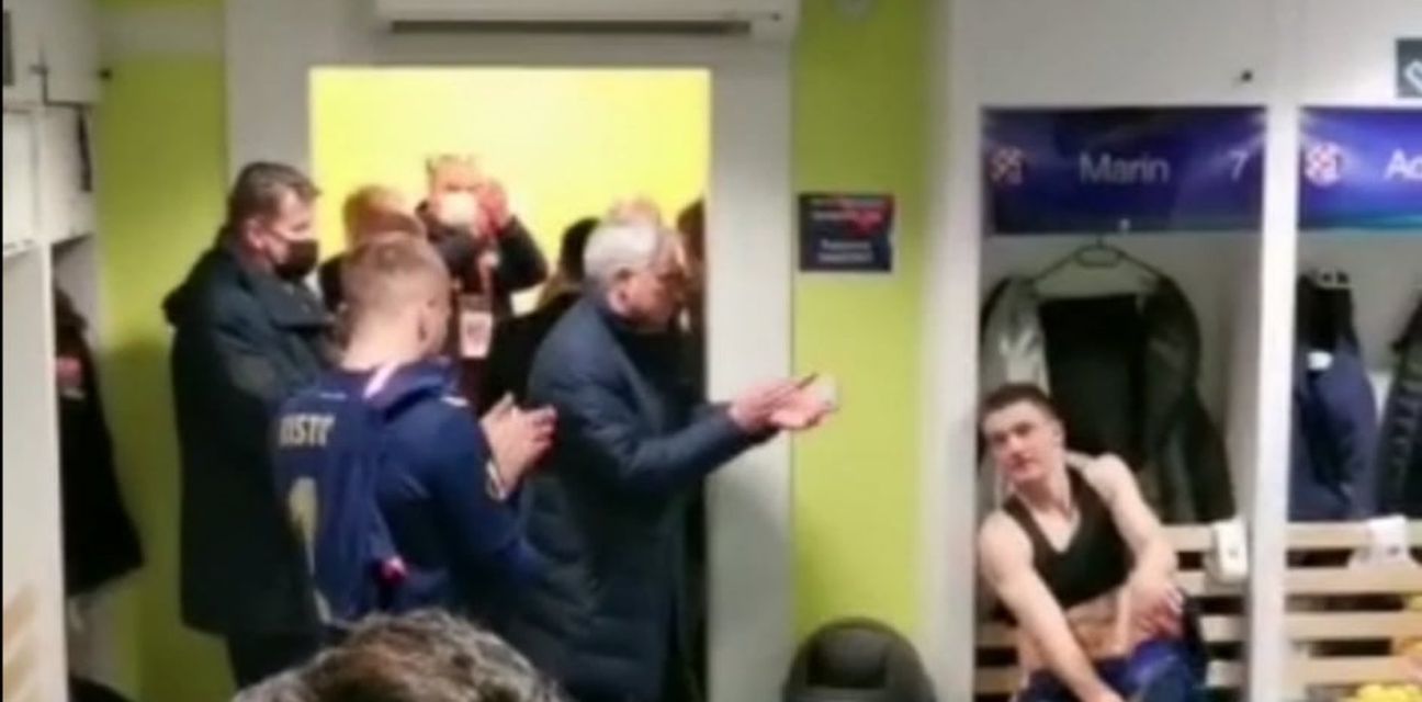 Mourinho u svlačionici Dinama aplaudirao igračima