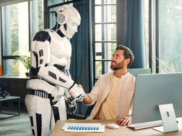 Mračna prognoza Muska: 'Uskoro će biti više robota nego ljudi'