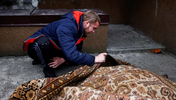 Mučne snimke iz Buche obilaze svijet