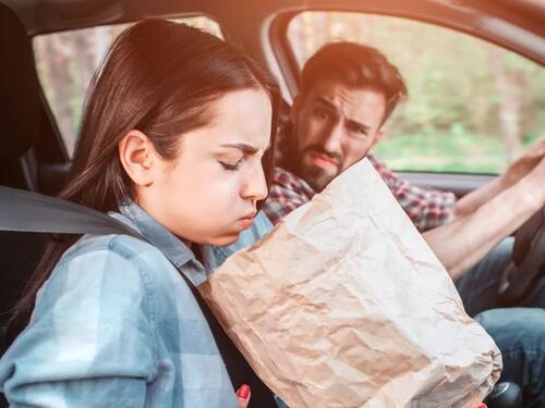 Mučnina u vožnji? Stručnjaci otkrivaju trikove koji stvarno pomažu