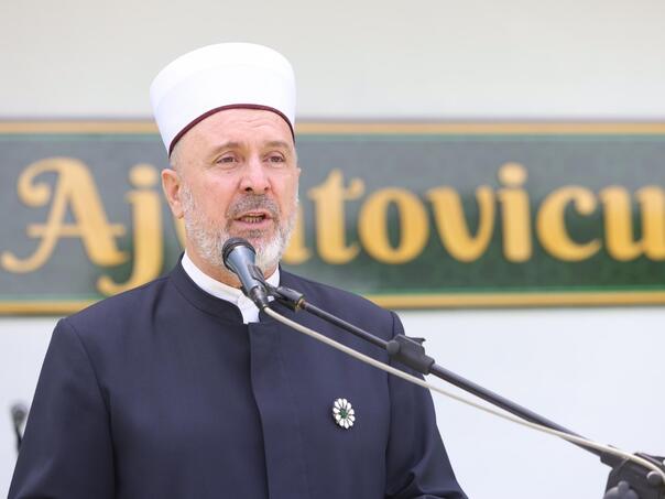 Muftija Adilović: Dova je sastavni dio svih ibadeta i svih dobrih djela