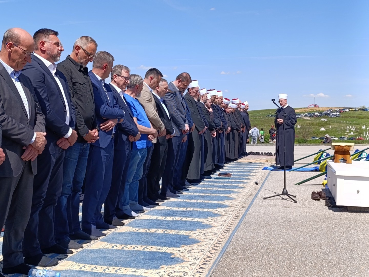 Muftija Fazlović na dženazi u Vlasenici: Vezani smo za sve naše šehide