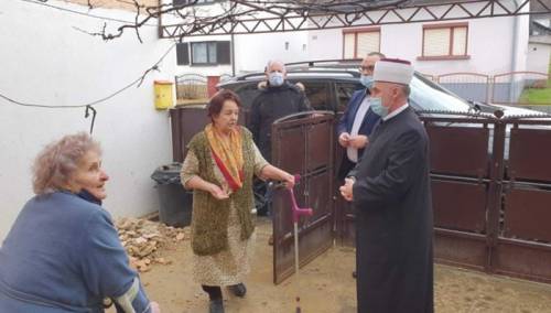 Muftija Kudić obišao Bosansku Kostajnicu nakon zemljotresa
