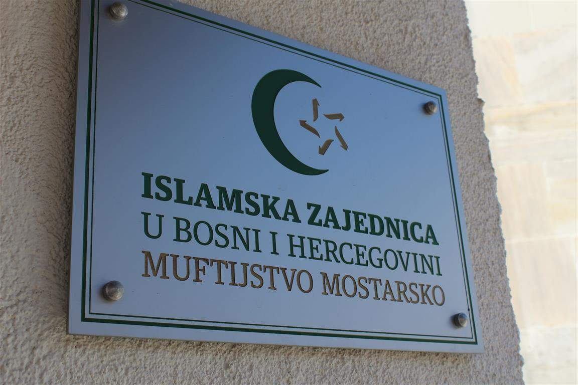 Muftijstvo mostarsko: Pronaći one koji su pucali u blizini džamije
