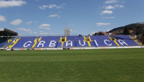 Mulalić i Vasoski odredili početne sastave za derbi