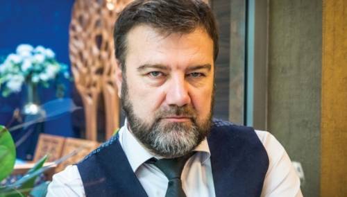 Mulaosmanović o prijemu Vučića i vakcina: Nije se trebalo desiti