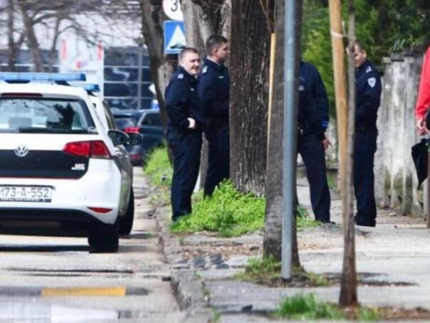 MUP HNK objavio detalje: Huligani bakljama jurišali prema profesorima