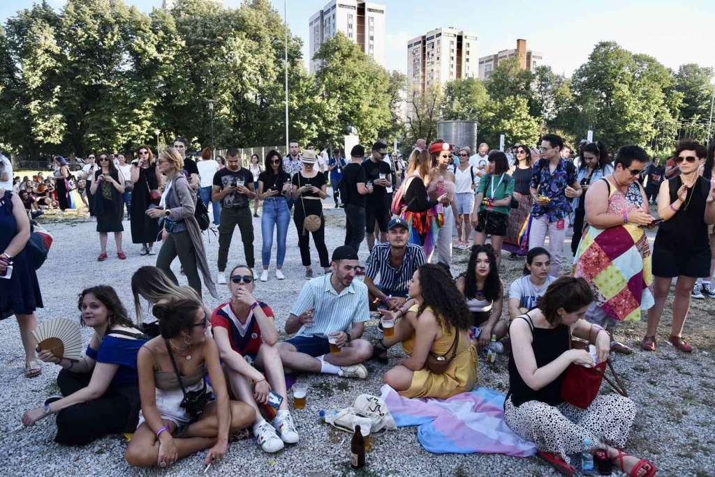MUP KS: Na Povorci ponosa učestvovalo 1.500 ljudi