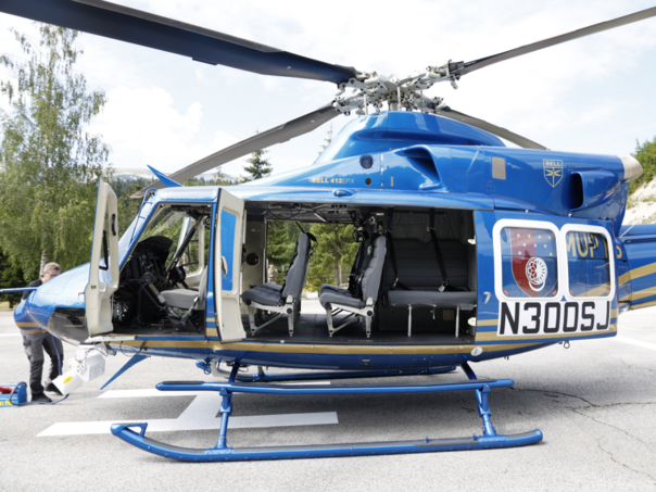 MUP KS predstavio prvi helikopter i Helikoptersku jedinicu za zaštitu i spašavanje