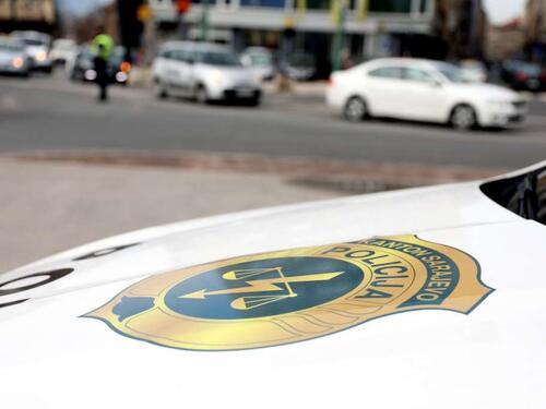 MUP KS: Za upotrebu pirotehničkih sredstava kazne od 300 do 1.200 KM