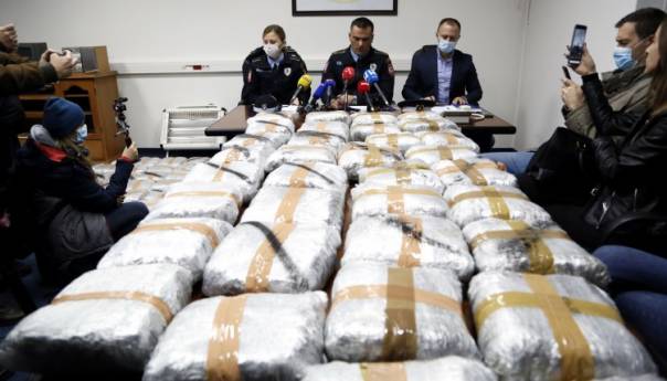 MUP RS zaplijenio 130 kg droge vrijedne milion KM