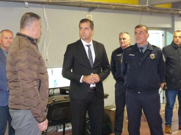 MUP ZDK-a prima 195 novih policajaca, PS Tešanj dobija jedinicu specijalne policije