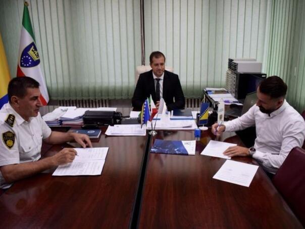 MUP ZDK nabavlja tri borbena vozila vrijednosti skoro 5 miliona KM