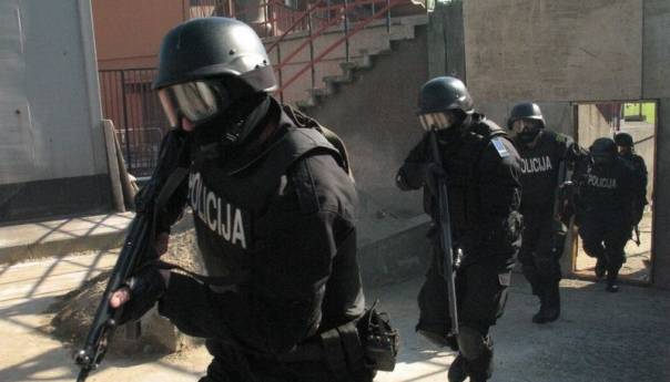 Velika policijska akcija u BiH, pretresi na 28 lokacija