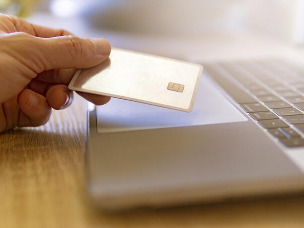 MUP ZDK upozorio građane: Internet prevare su sve češće