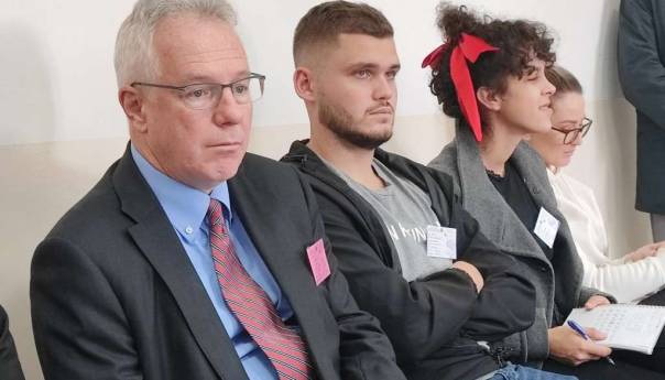 Murphy: Izbori su prilika da se utiče na budućnost zemlje