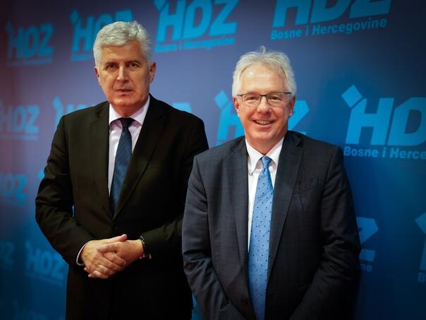 Murphy pozvao Čovića: Okončajte ovisnost o ruskom gasu