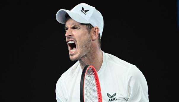 Murray nakon pet sati izbacio Berrettinija