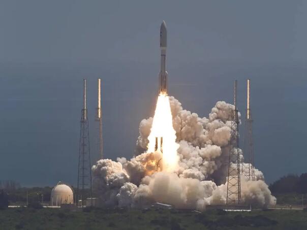 Musk i Bezos ubrzavaju planove za Mjesec