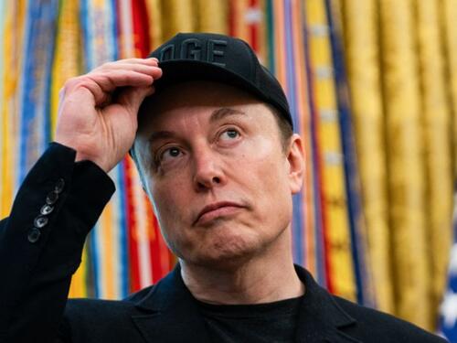 Musk ukljucio Starlink kako bi stanovnici Irana imali internet