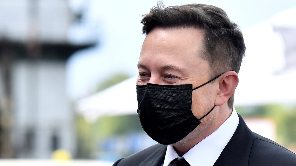 Musk vjeruje da će za deset godina većina automobila voziti samostalno