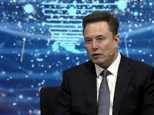 Musk: Zbog robota i AI-ja većina ljudi za 20 godina neće morati raditi