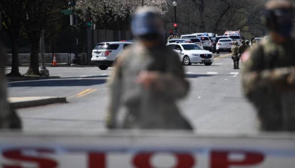 Umro policajac povrijeđen u novom napadu na Kapitol