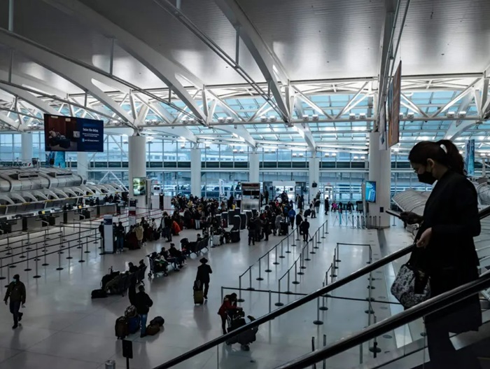 Muškarac na aerodromu u New Yorku uhvaćen sa više od 18 kg kokaina