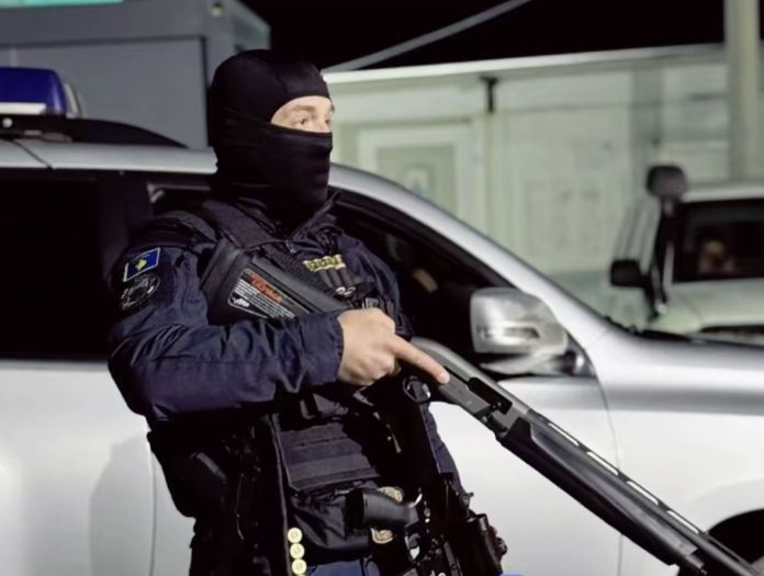 Muškarac na Kosovu izrešetao svoju suprugu na pijaci