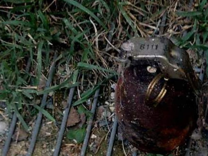 Muškarac osumnjičen za bacanje bombe između dva objekta u Trebinju