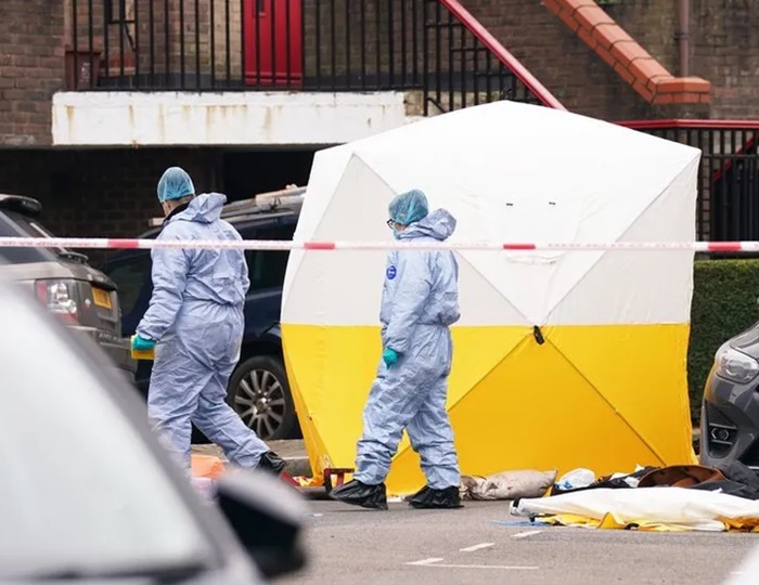 Muškarac pokušao provaliti u kuću u Londonu, policija ga ubila