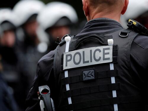 Muškarac porijeklom iz BiH osumnjičen da je izbo mladića u džamiji u Francuskoj