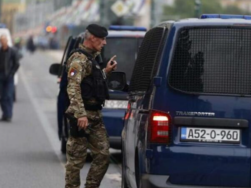 Muškarac se lažno predstavljao kao pripadnik OSA-e: Uhapšen je