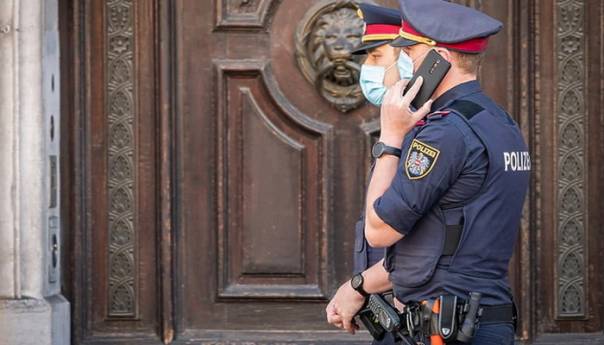 Muškarac u Austriji čuvao majčino tijelo u podrumu godinu dana