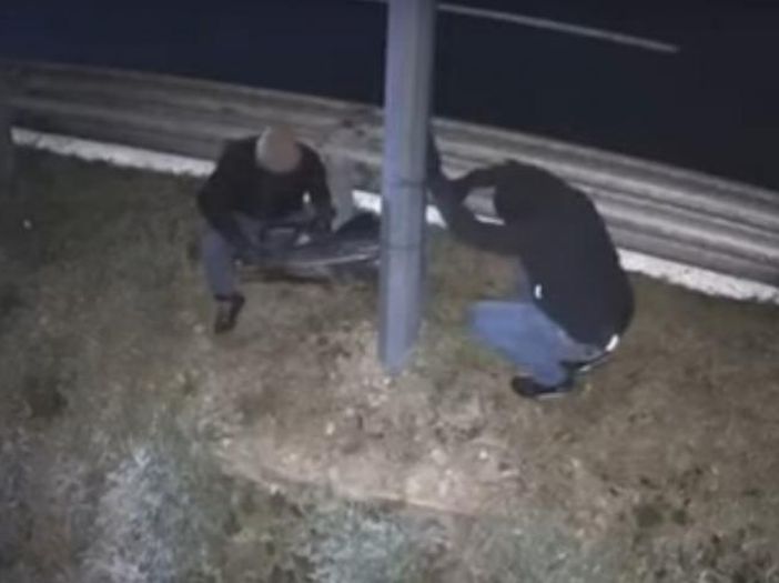 Muškarac u Italiji brusilicom rezao stubove sa radarima