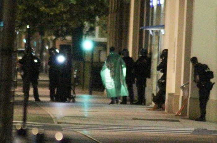 Muškarac u Le Havreu držao taoce tražeći "slobodu za Palestince"