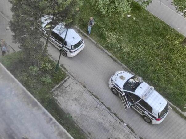 Muškarac ubio ženu na Dobrinji, pobjegao i odveo dijete
