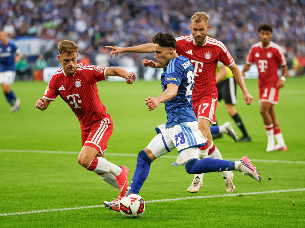 Muslićev Schalke zaustavio Bayern, Džeko ostao na klupi