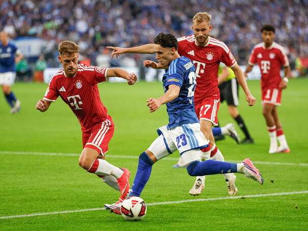 Muslićev Schalke zaustavio Bayern, Džeko ostao na klupi
