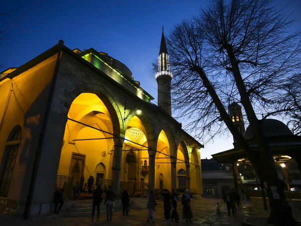 Muslimani večeras obilježavaju odabranu noć Lejletul-kadr