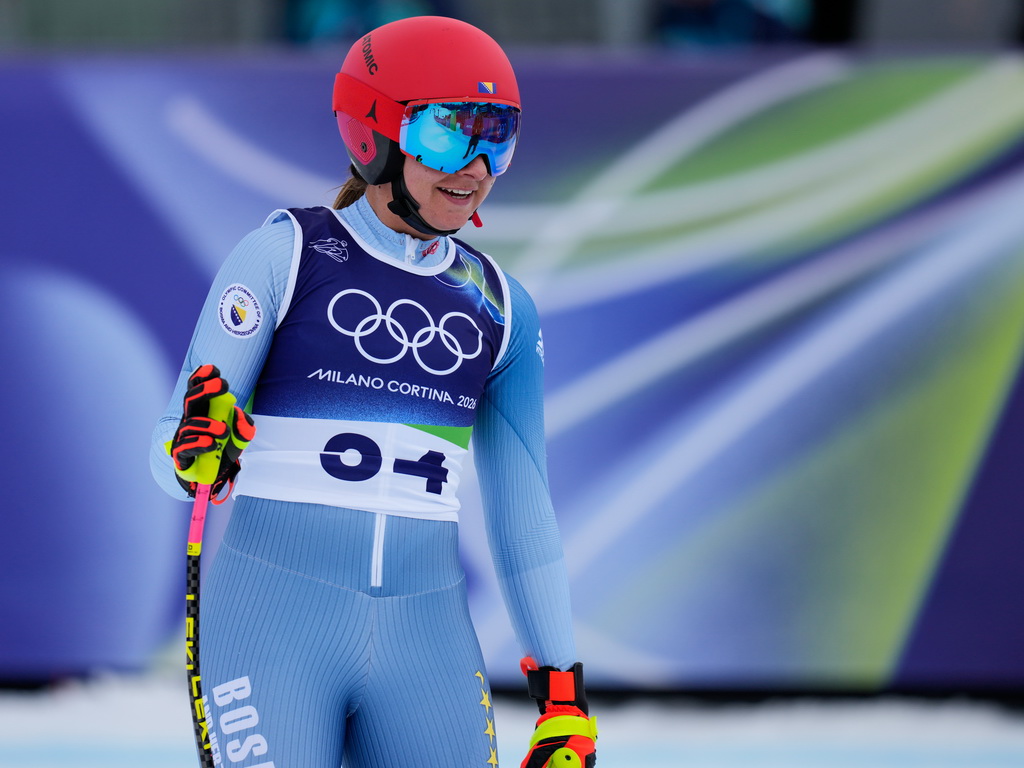 Muzaferija se vratila na stazu nakon povrede, nastupila u spustu u Italiji