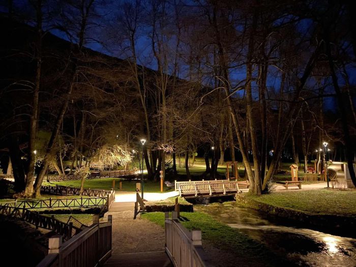 Muzur: Vrelo Bosne noću svijetli kao nikad prije