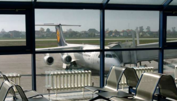 Na aerodromima u FBiH promet putnika u 2021. veći za 128,9 posto