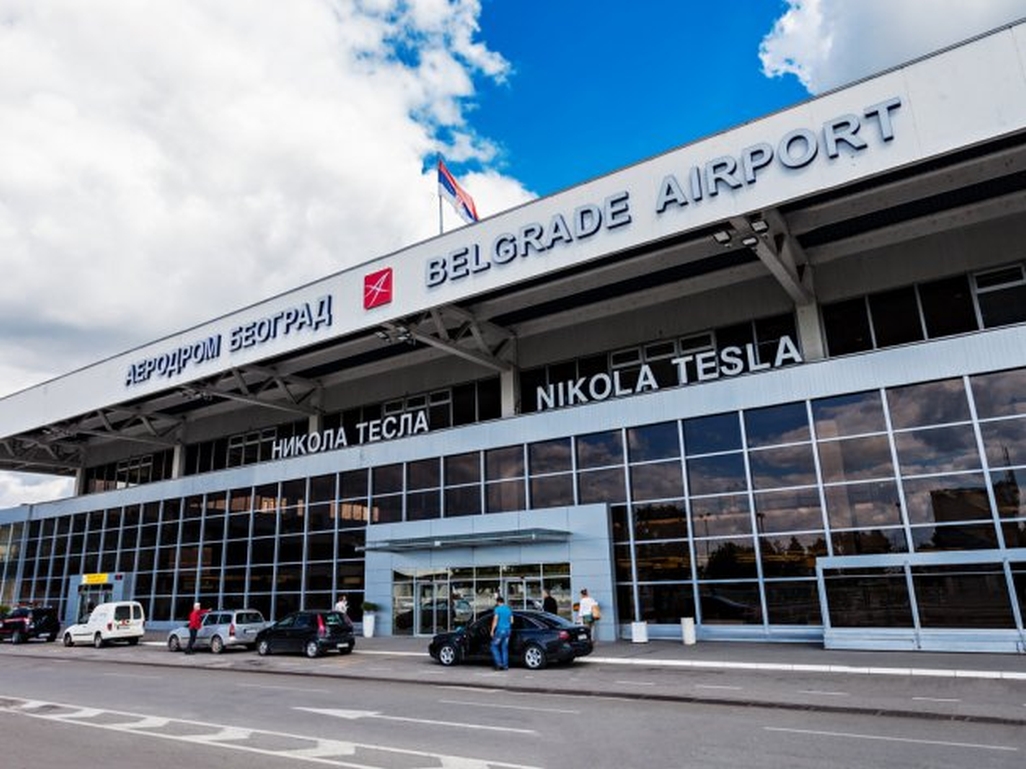 Na aerodromu zaplijenjeni luksuzni predmeti vrijedni skoro 70 hiljada eura