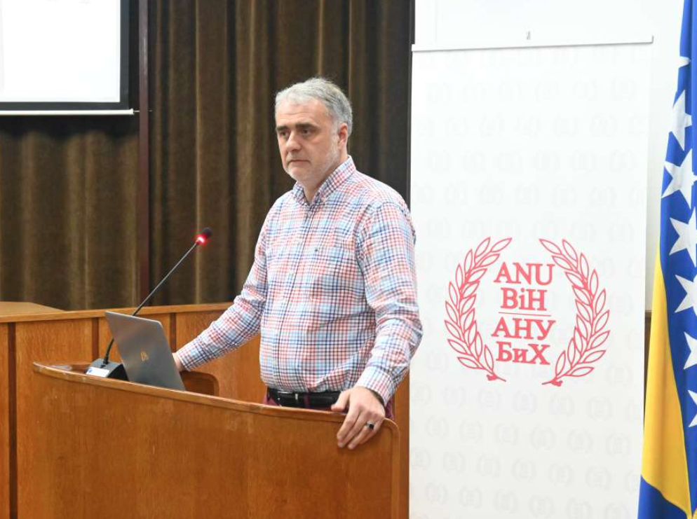 Na ANUBiH predavanje Vedada Smailagića o razvoju specijalnih AI modela u naučnim istraživanjima