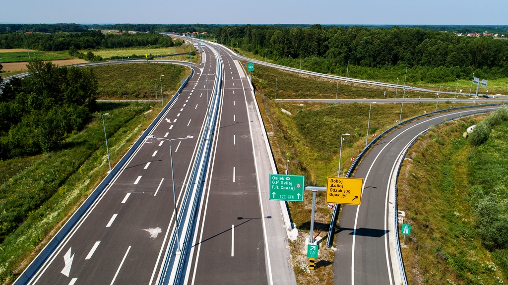 Na autoputu A-1 Podlugovi - Sarajevo sjever zbog nesreće saobraća se otežano