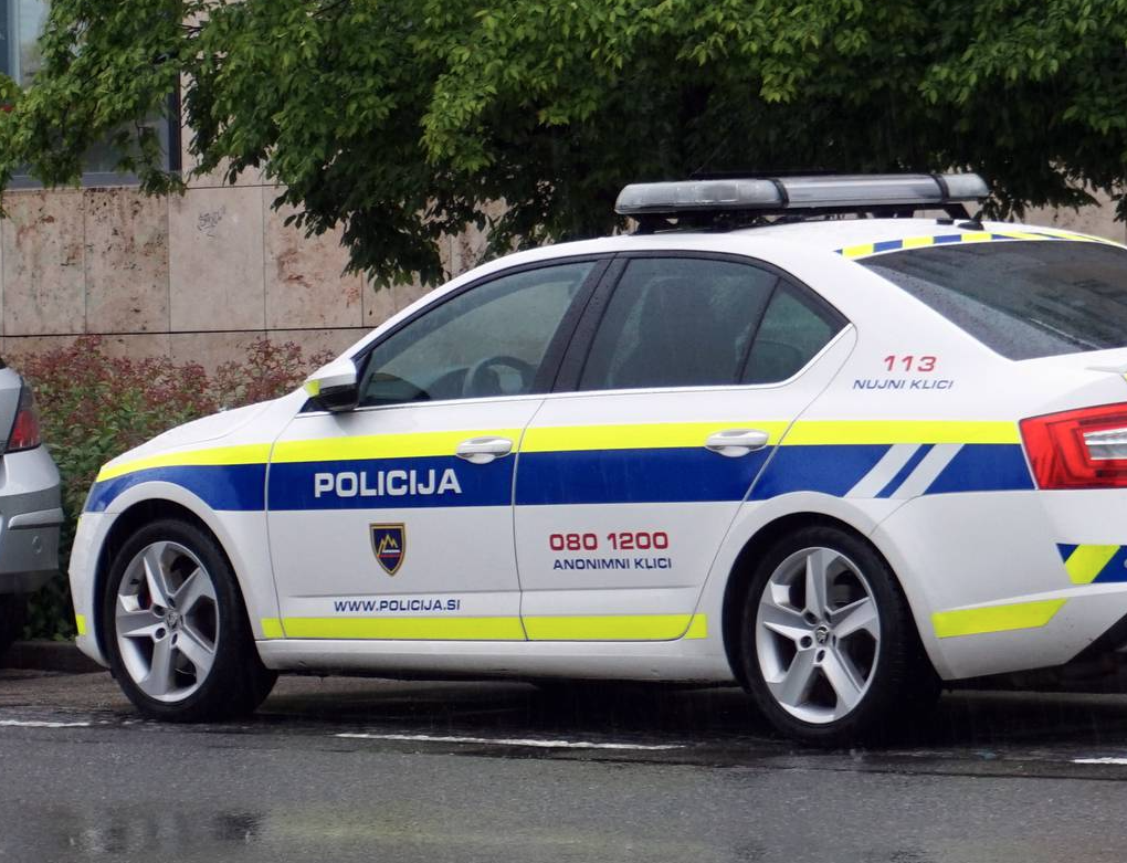 Na autoputu u Sloveniji poginule dvije osobe, dijete u kritičnoj stanju