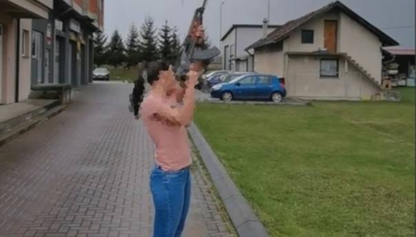 Na Badnji dan pucala iz automatske puške ispred lokala u Banjaluci