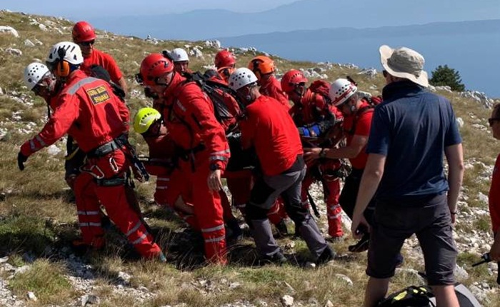 Na Biokovu pala dva paraglajdera, u spašavanje uključen i helikopter